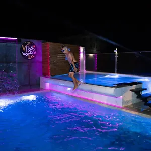 One Hotell